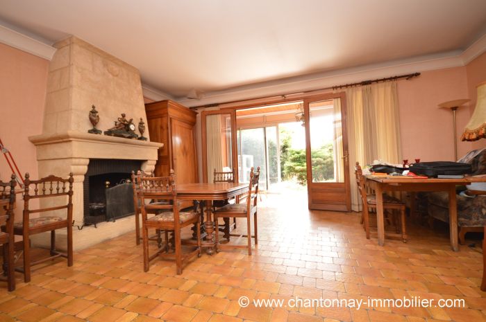 MAISON à vendre sur MOUILLERON-EN-PAREDS avec 5 pièces