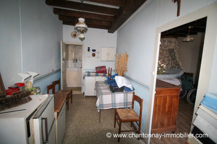 MAISON achat vente CHANTONNAY M6367