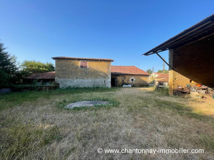 A vendre MAISON sur secteur CHANTONNAY avec 150 m² de surface habitable