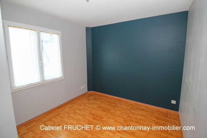Jolie maison de plain-pied r?cente à vendre CHANTONNAY au prix de 196100 euros