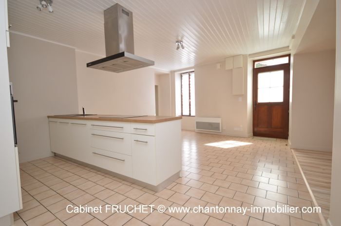 MAISON à vendre sur CHANTONNAY avec 4 pièces