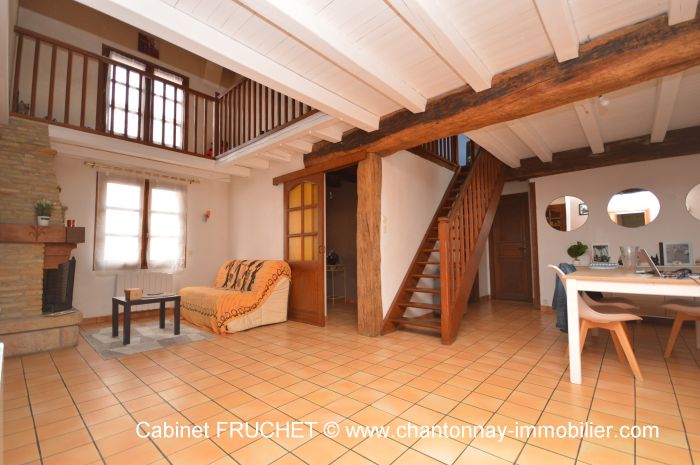 MAISON à vendre sur CHANTONNAY avec 6 pièces