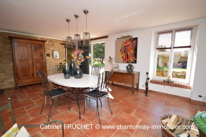 MAISON achat vente CHANTONNAY M6430