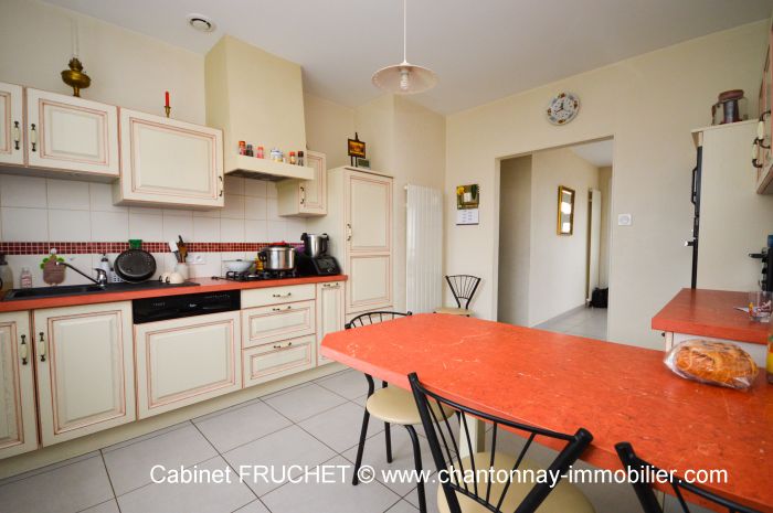 MAISON à vendre sur BOURNEZEAU avec 5 pièces