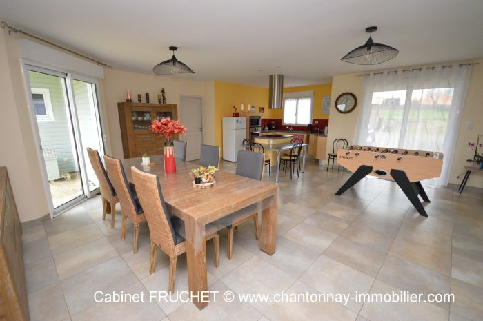 MAISON achat vente CHANTONNAY M6437