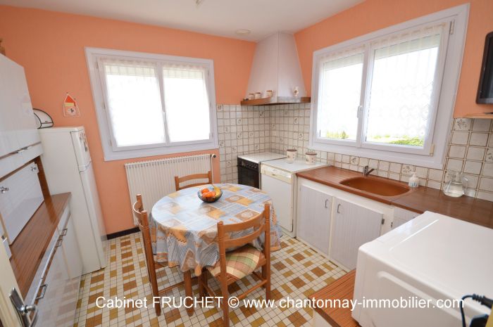 MAISON à vendre sur CHANTONNAY avec 6 pièces
