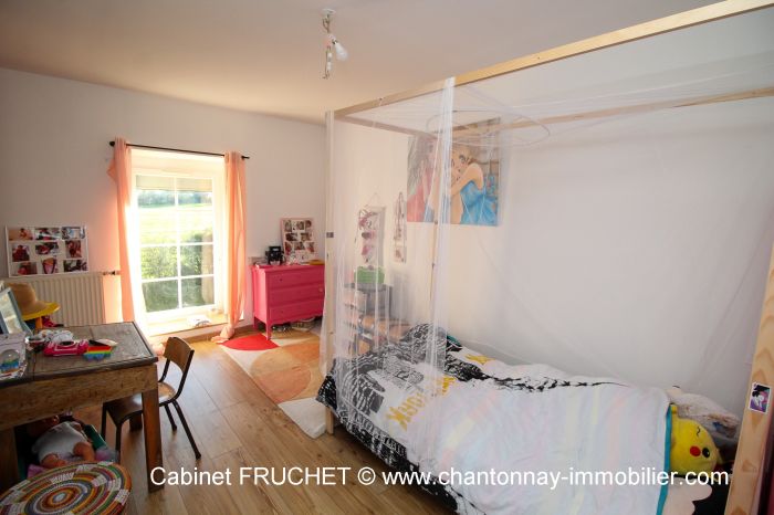 MAISON en vente sur CHANTONNAY M6445 au prix de 262000 euros