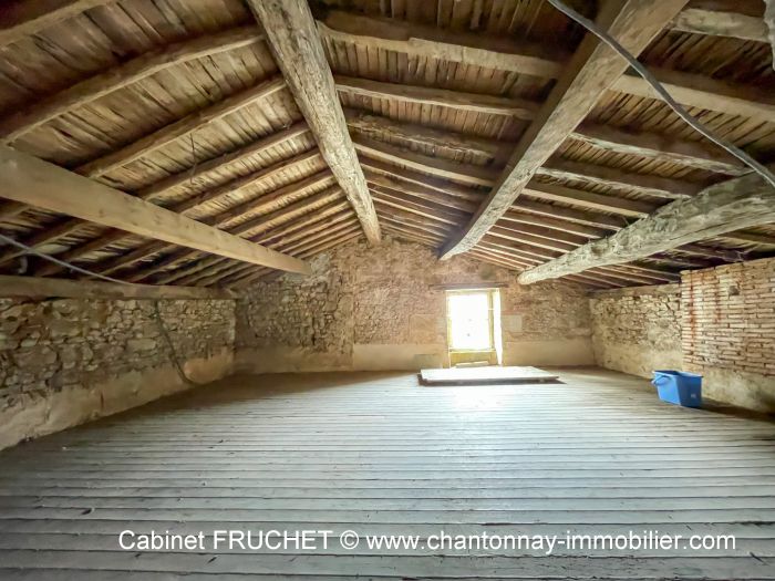 Maison ancienne ? r?nover à vendre LA CH?TAIGNERAIE au prix de 49500 euros