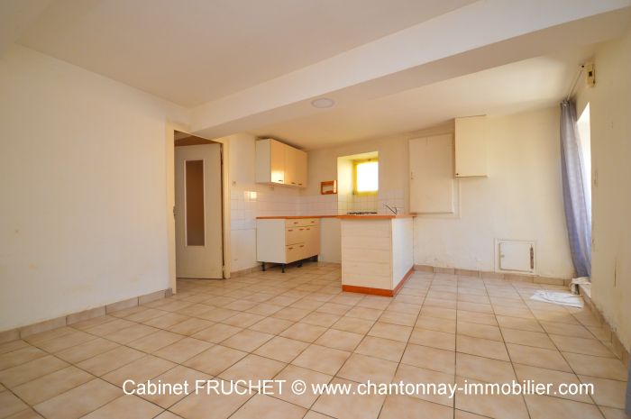 MAISON achat vente CHANTONNAY M6455