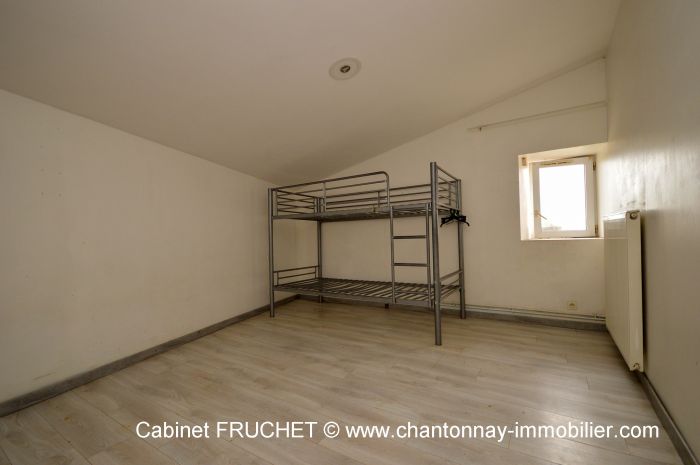 CHANTONNAY - Idéal pour un 1er achat ou un investissement lo à vendre CHANTONNAY au prix de 84240 euros