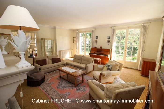 MAISON à vendre sur CHANTONNAY avec 6 pièces