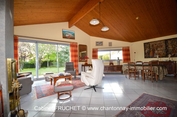 A vendre MAISON sur secteur CHANTONNAY avec 160 m² de surface habitable
