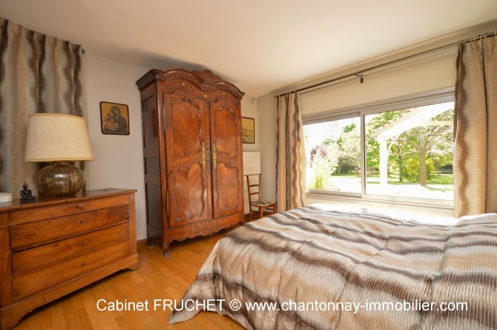 CHANTONNAY - Jolie proprit de plain-pied avec 3 chambres,  à vendre CHANTONNAY au prix de 309750 euros