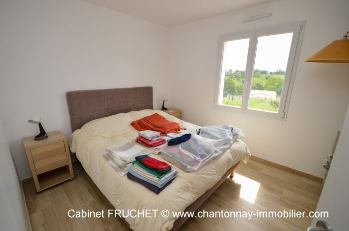 EXCLUSIVITE ! Rcent pavillon de plain-pied  SAINT-PROUANT immobilier à vendre au prix de 168800 euros