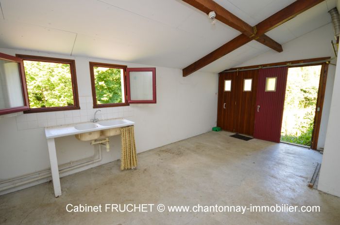 Opportunit  saisir ! Maison de famille Offrant de belles s LA CHâTAIGNERAIE immobilier à vendre au prix de 241500 euros