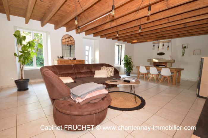 MAISON à vendre sur LES HERBIERS avec 6 pièces