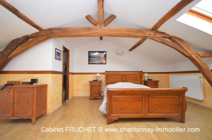 CHANTONNAY - RARE - Jolie maison de ferme rnove à vendre CHANTONNAY au prix de 294000 euros