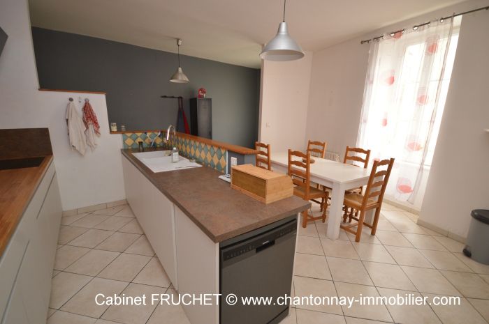 A vendre MAISON sur secteur CHANTONNAY avec 150 m² de surface habitable