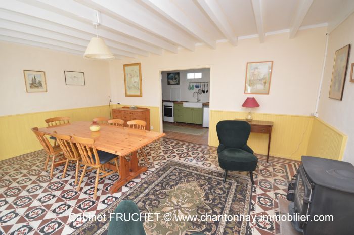 12 minutes CHANTONNAY - Belle maison en pierre  2 pas des p à vendre BAZOGES-EN-PAREDS au prix de 189900 euros