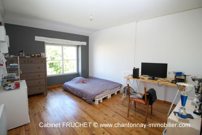 A vendre MAISON sur secteur CHANTONNAY avec 174 m² de surface habitable