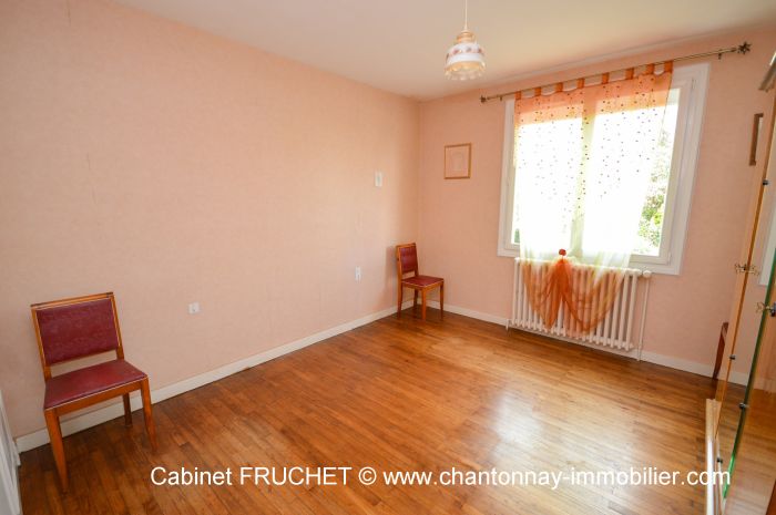 10 minutes LES HERBIERS - Charmante maison 3 chambres avec t CHAMBRETAUD immobilier à vendre au prix de 168800 euros