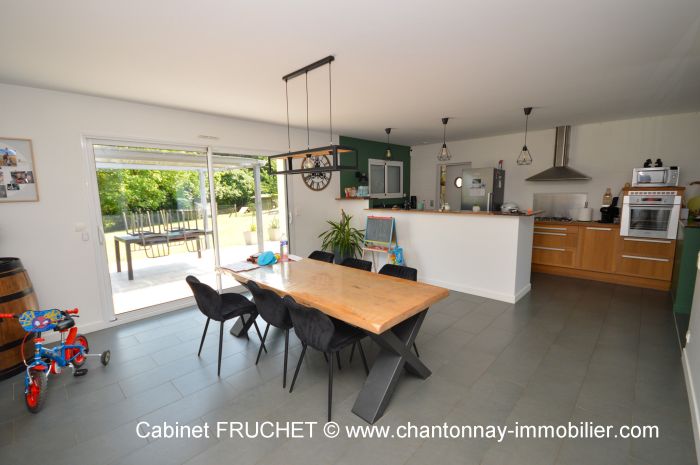 A vendre MAISON sur secteur LA CAILLèRE-SAINT-HILAIRE avec 121 m² de surface habitable