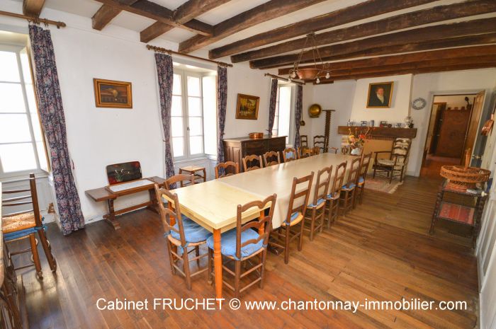 CHANTONNAY - Unique : magnifique proprit familiale au coeu CHANTONNAY immobilier à vendre au prix de 460000 euros