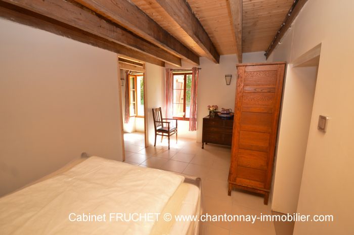 ESSARTS EN BOCAGE - Charmante maison en pierre  rnover ESSARTS-EN-BOCAGE immobilier à vendre au prix de 128500 euros