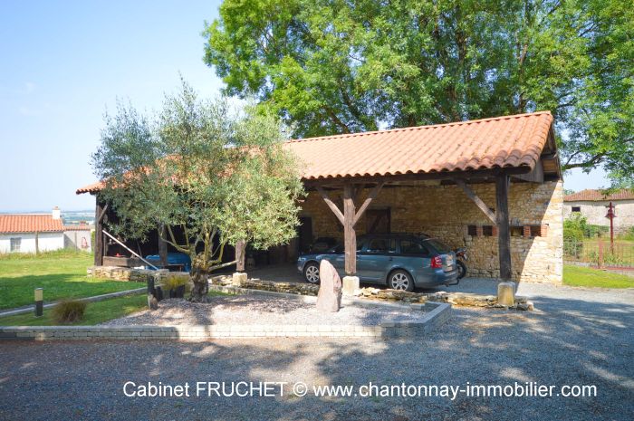 MAISON à vendre sur LA JAUDONNIèRE avec 6 pièces