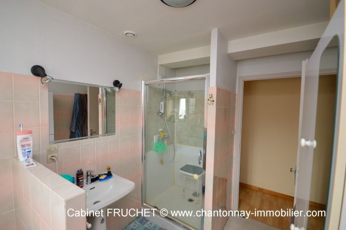 CHANTONNAY - Maison familiale 5 chambres CHANTONNAY immobilier à vendre au prix de 138500 euros
