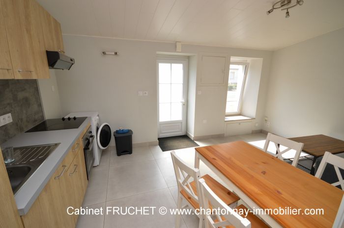 MAISON achat vente CHANTONNAY M6658