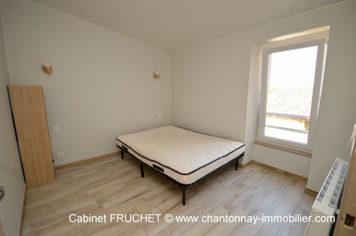 MAISON à vendre sur CHANTONNAY avec 2 pièces
