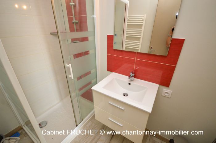 A vendre MAISON sur secteur CHANTONNAY avec 27 m² de surface habitable