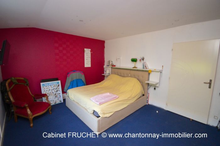 CHANTONNAY - Maison plain-pied avec atelier CHANTONNAY immobilier à vendre au prix de 262500 euros