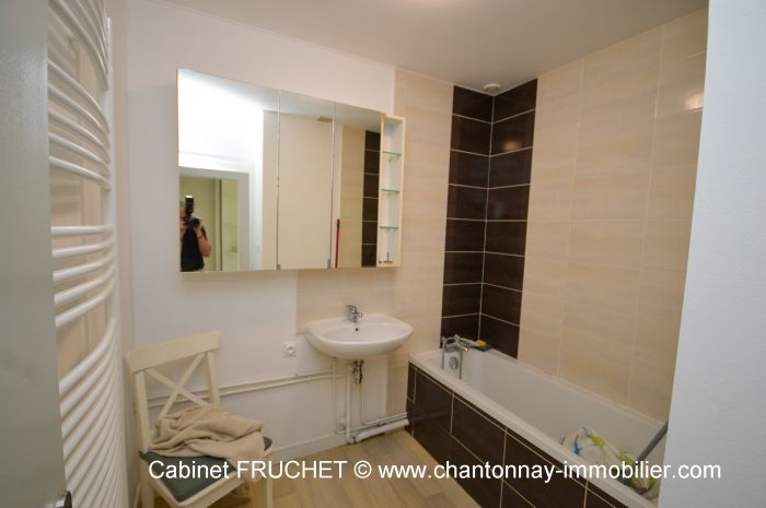 CHANTONNAY - Maison plain-pied avec possibilit locatif  à vendre CHANTONNAY au prix de 209500 euros