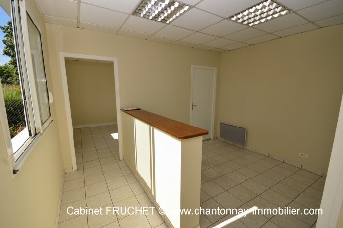 LOCAL COMMERCIAL à vendre sur BOURNEZEAU avec 0 pièces