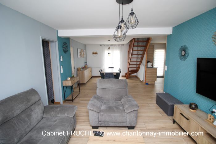 MAISON achat vente CHANTONNAY M6672