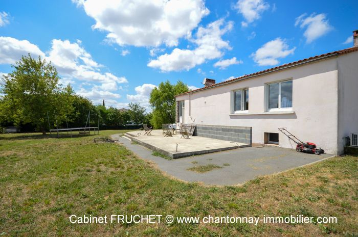 MAISON en vente sur CHANTONNAY M6675 au prix de 178000 euros
