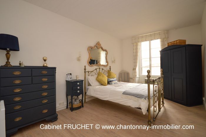 Maison de caractre 3 chambres et jardin à vendre LA CAILLèRE-SAINT-HILAIRE au prix de 157500 euros