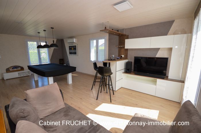 MAISON à vendre sur SAINT-VINCENT-STERLANGES avec 4 pièces