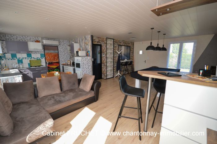 MAISON en vente sur SAINT-VINCENT-STERLANGES M6683 au prix de 195000 euros