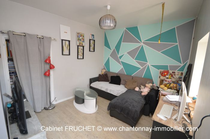 MAISON achat vente CHANTONNAY M6694