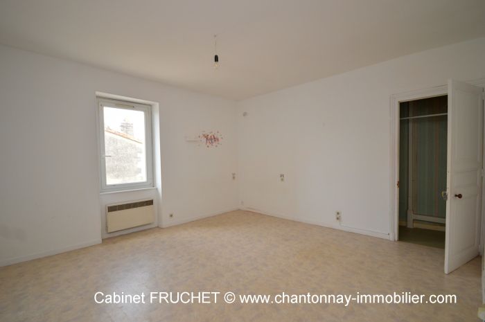 A vendre MAISON sur secteur CHANTONNAY avec 100 m² de surface habitable
