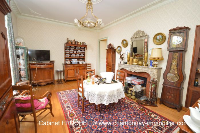 A vendre MAISON sur secteur LA CHâTAIGNERAIE avec 420 m² de surface habitable