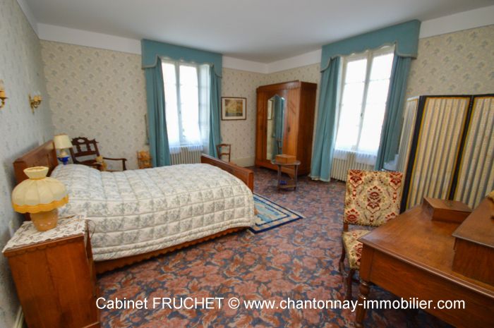 MAISON en vente sur LA CHâTAIGNERAIE M6706 au prix de 575000 euros