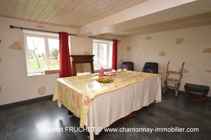 MAISON en vente sur CHANTONNAY M6714 au prix de 250000 euros