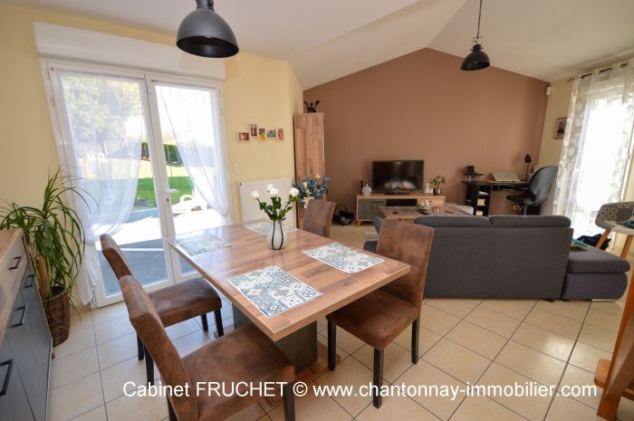 MAISON achat vente CHANTONNAY M6719