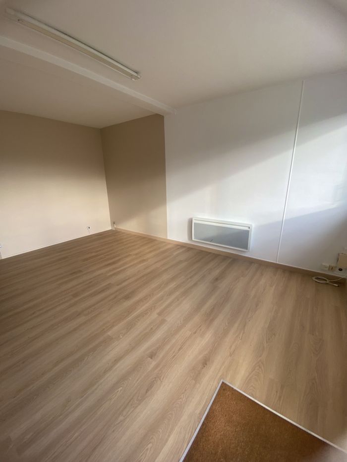 LOCAL COMMERCIAL achat vente CHANTONNAY MLCOM0009