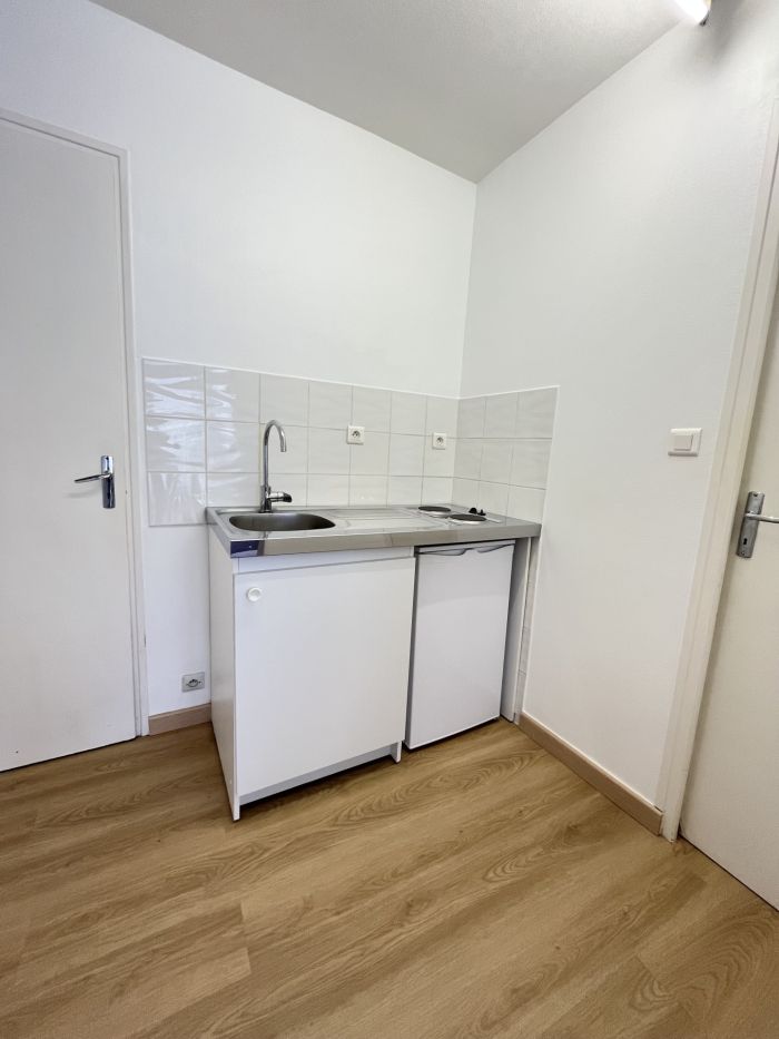 A vendre LOCAL COMMERCIAL sur secteur CHANTONNAY avec 29 m² de surface habitable