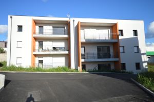 location APPARTEMENT à LES HERBIERS L0612